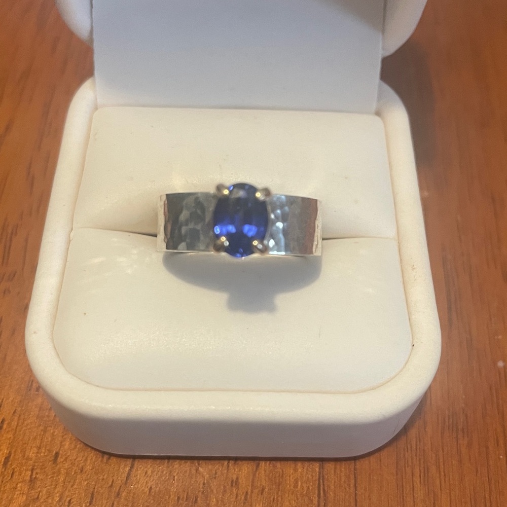 Julietta Blue Sapphire Gold setting and Silver Ring sz 7.5 Retail $560+tax